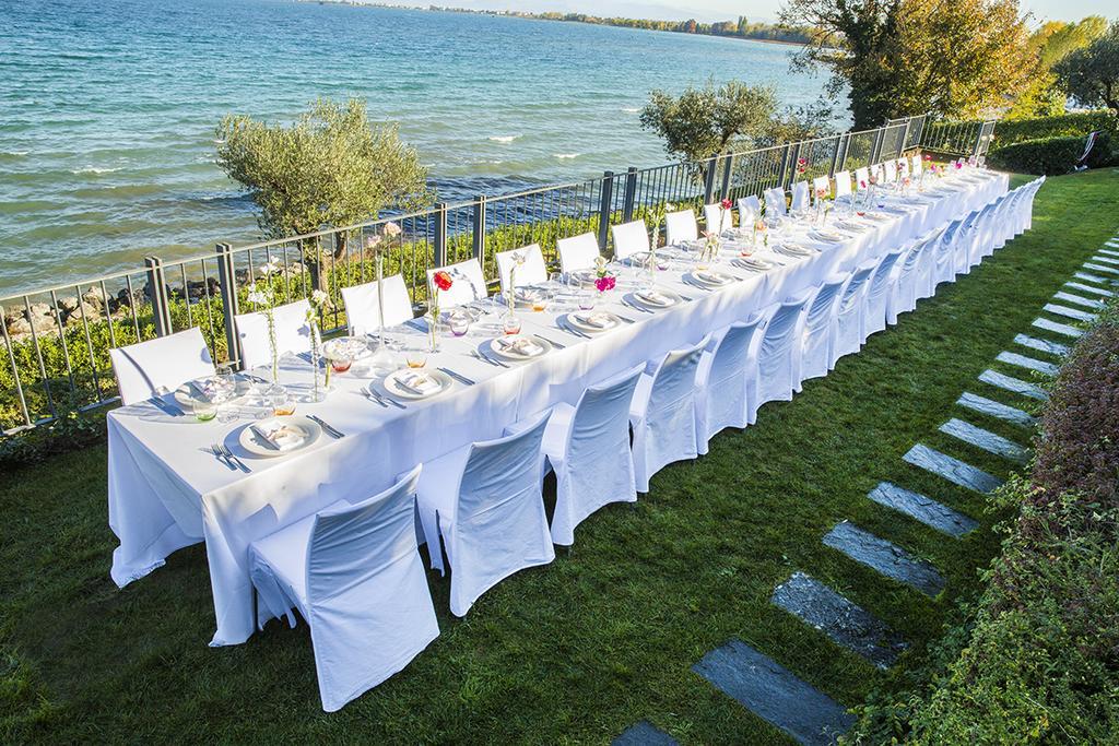 Hotel Acquaviva Del Garda เดเซนซาโนเดลการ์ดา ภายนอก รูปภาพ